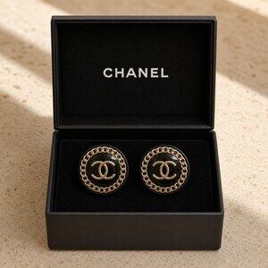 CHANEL Classic Parisian Earrings Style 42 | New with Box